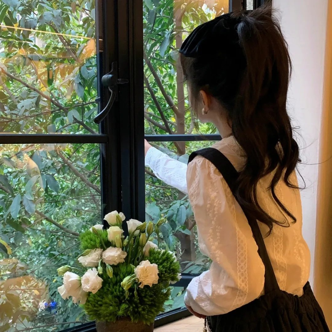 好莱坞电锯妓女